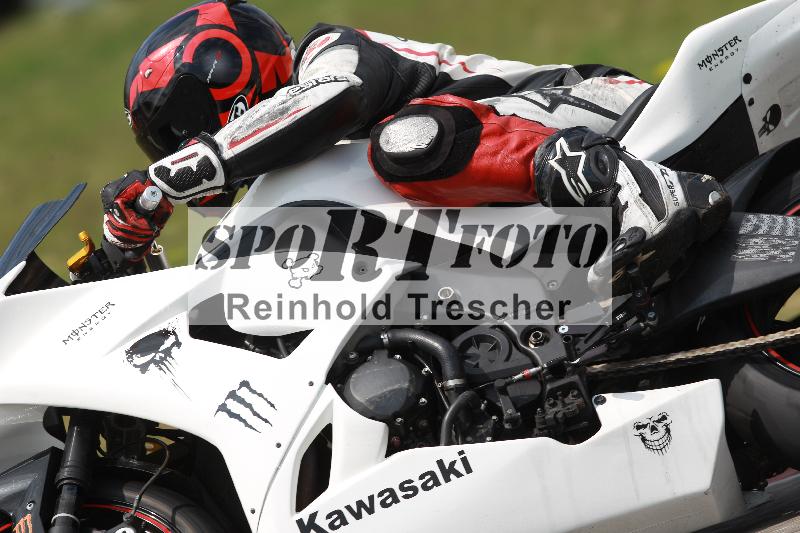 Archiv-2022/13 25.04.2022 Plüss Moto Sport ADR/Freies Fahren/83